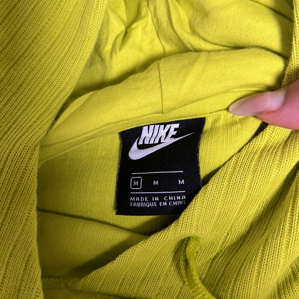 Nike- Ribbed Cropped Hoodie - Picture 4 of 4